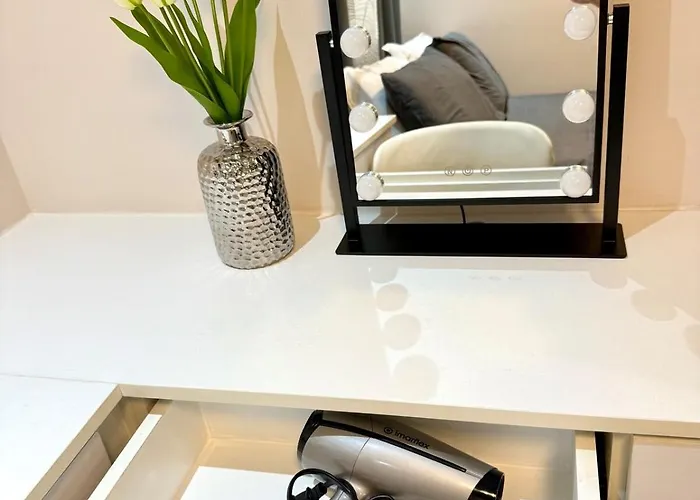 Aparthotel The Spot By P&s
